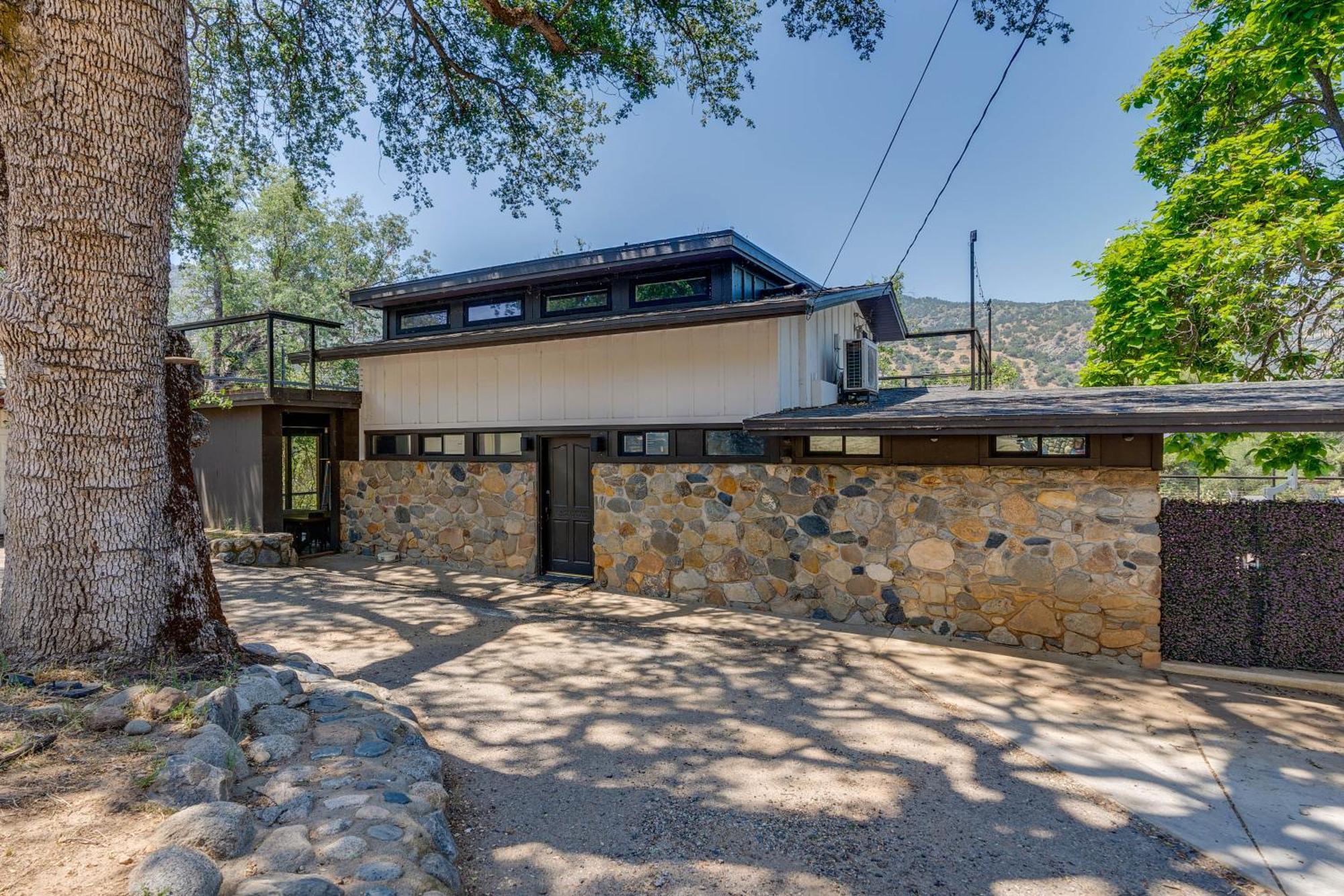 Updated Three Rivers Vacation Rental With Gas Grill Εξωτερικό φωτογραφία
